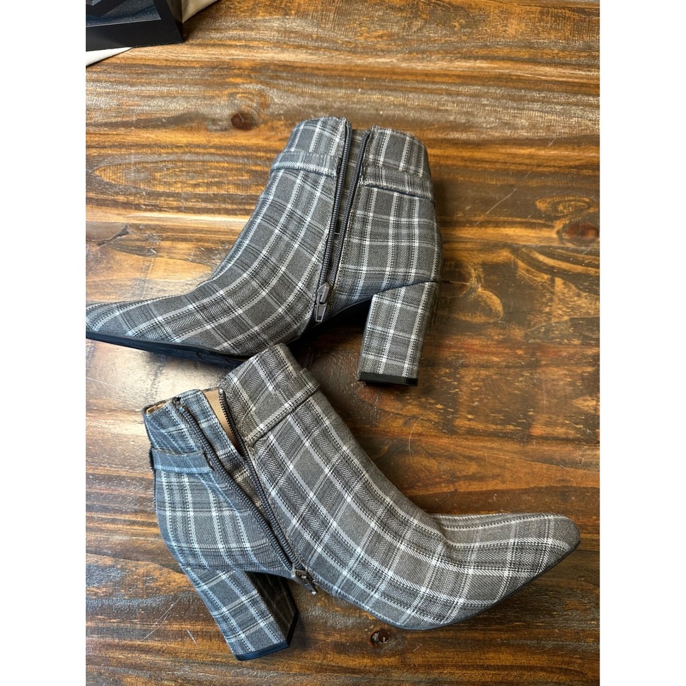 LifeStride Sparkle Grey‎ Plaid Rhinestone Buckle Ankle Boots 9W Pointed Toe Heel - Picture 9 of 10